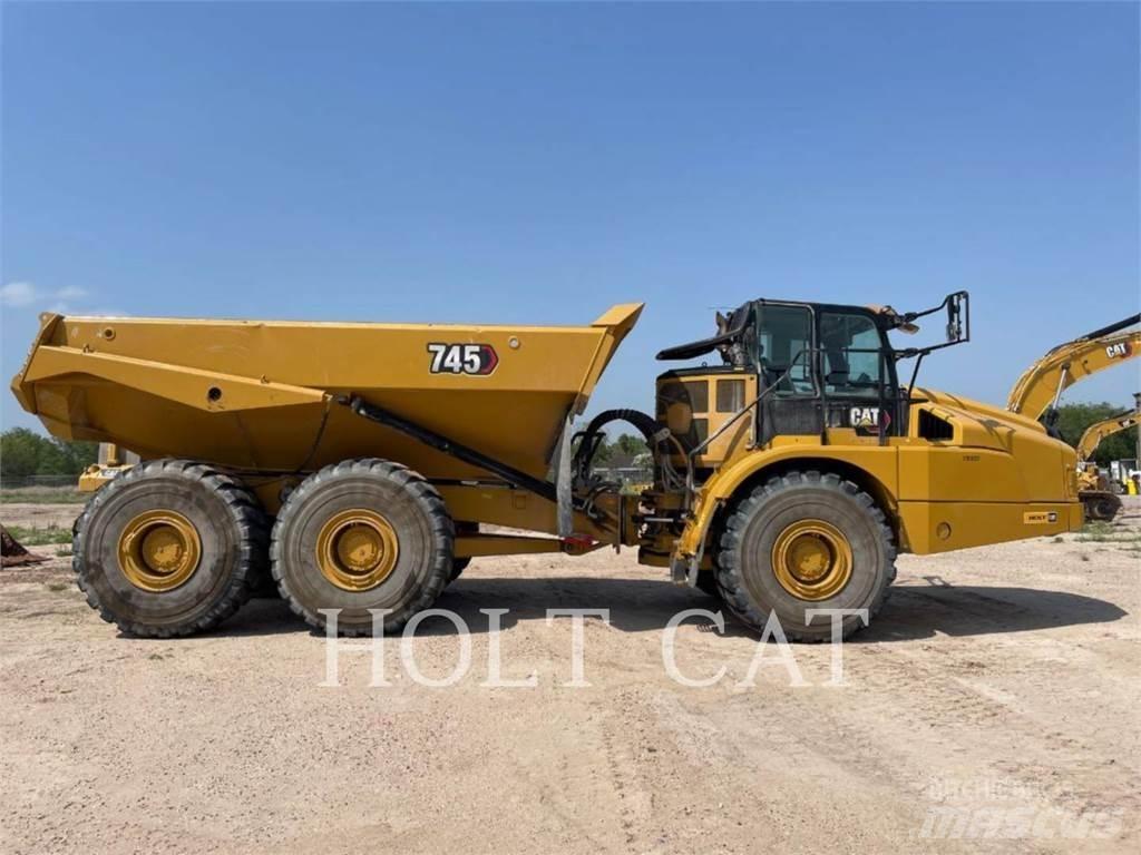 CAT 745 Belden kirma kaya kamyonu