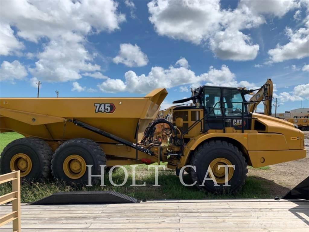 CAT 745 Belden kirma kaya kamyonu