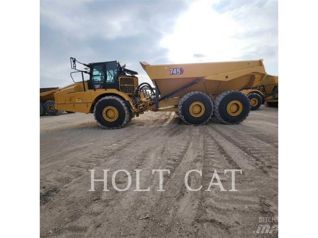 CAT 745 Belden kirma kaya kamyonu