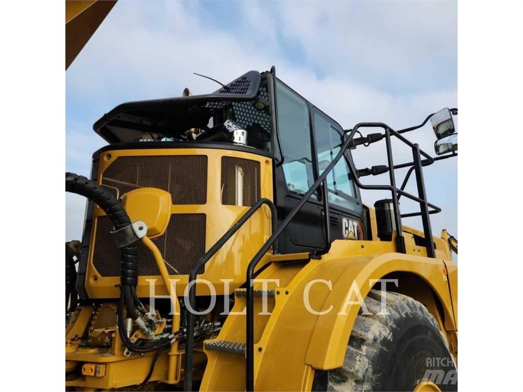 CAT 745 Belden kirma kaya kamyonu