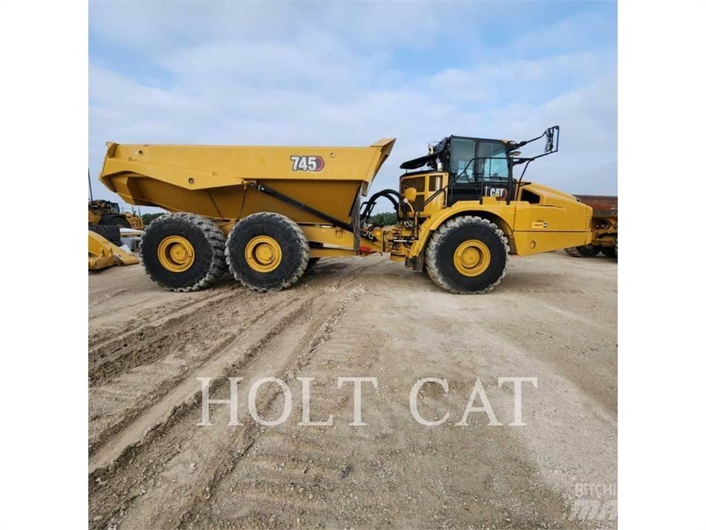 CAT 745 Belden kirma kaya kamyonu