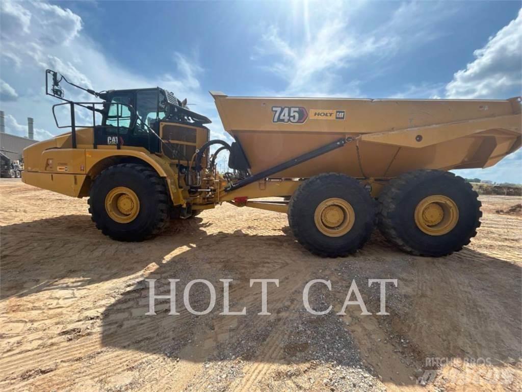 CAT 745 Belden kirma kaya kamyonu
