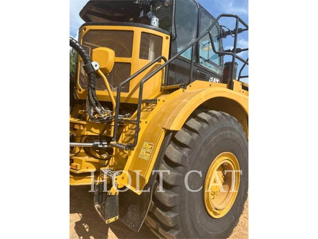 CAT 745 Belden kirma kaya kamyonu