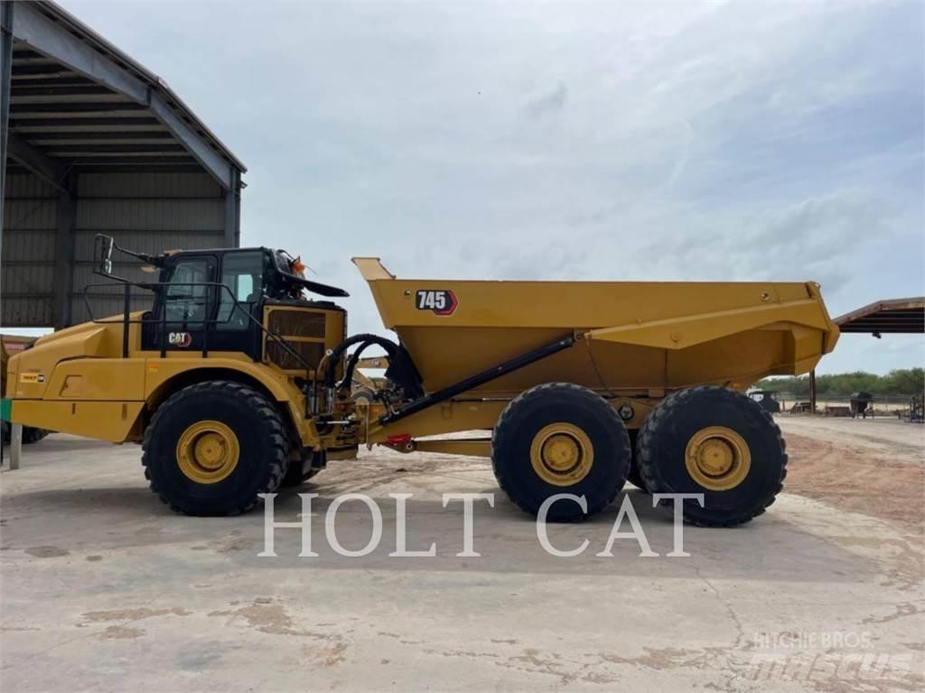 CAT 745 Belden kirma kaya kamyonu