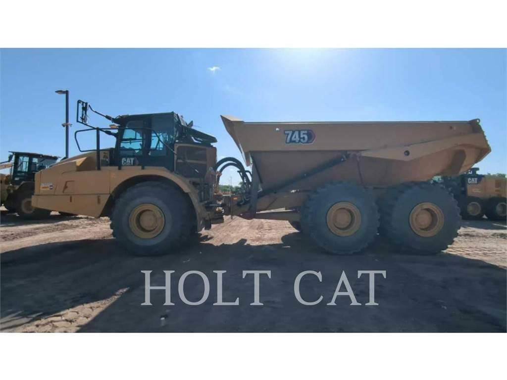 CAT 745 Belden kirma kaya kamyonu