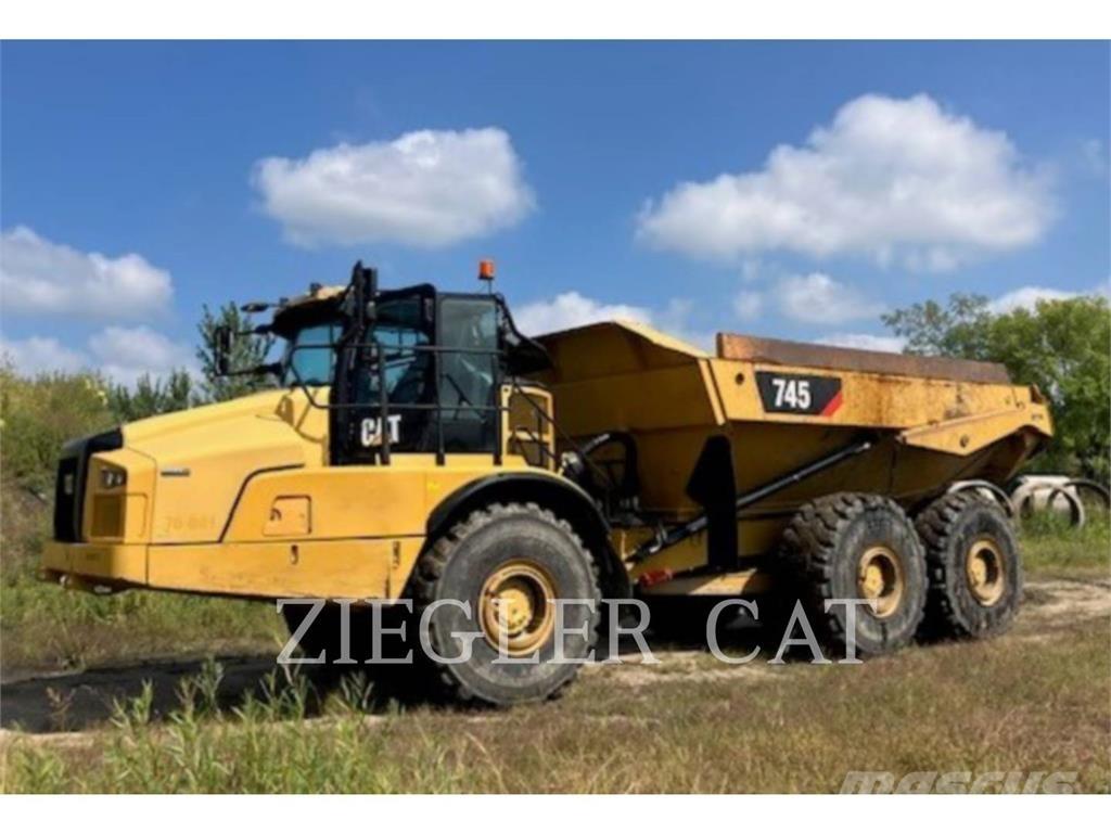 CAT 745 Belden kirma kaya kamyonu