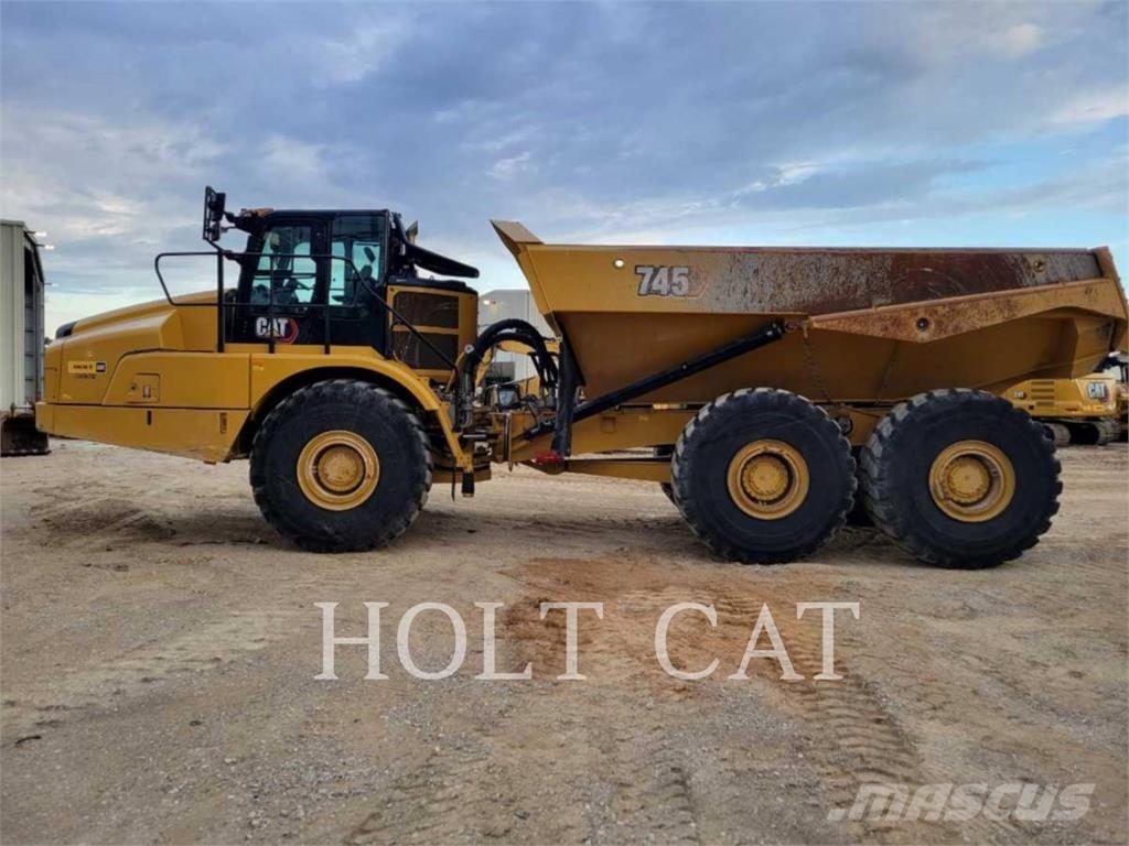 CAT 745 Belden kirma kaya kamyonu
