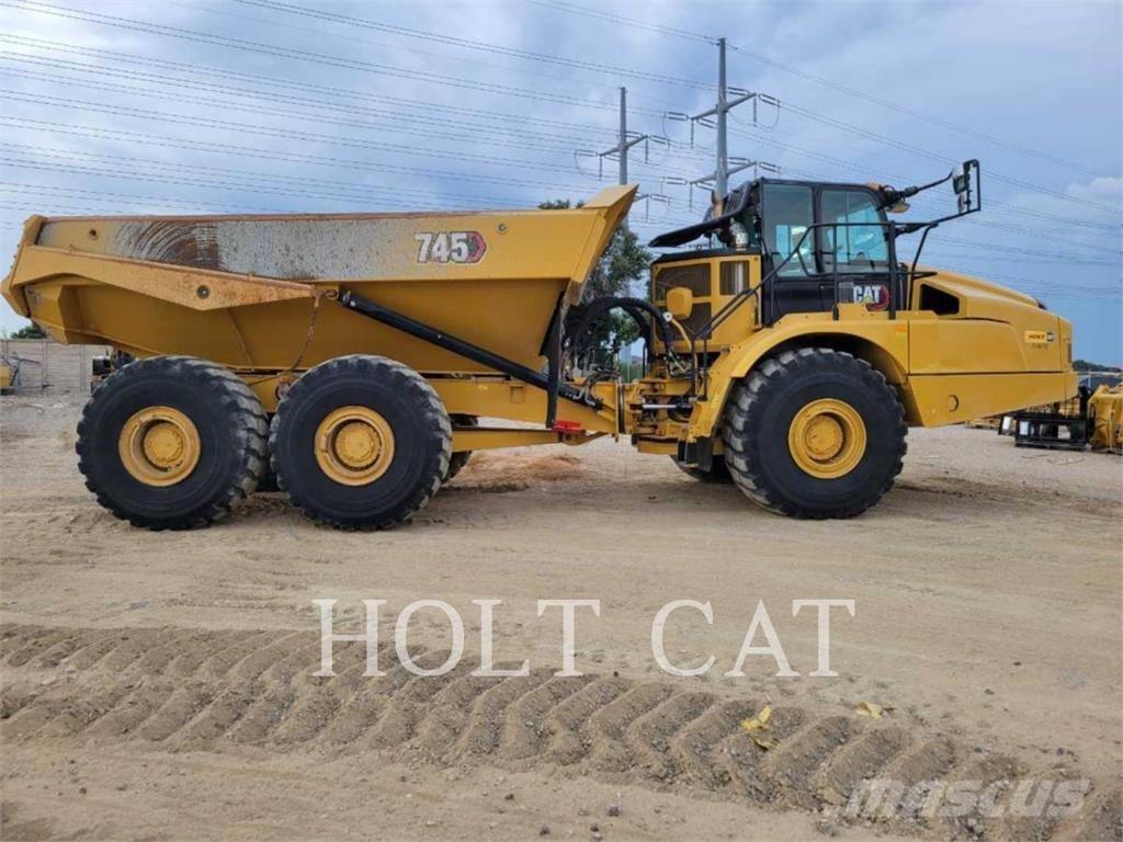 CAT 745 Belden kirma kaya kamyonu
