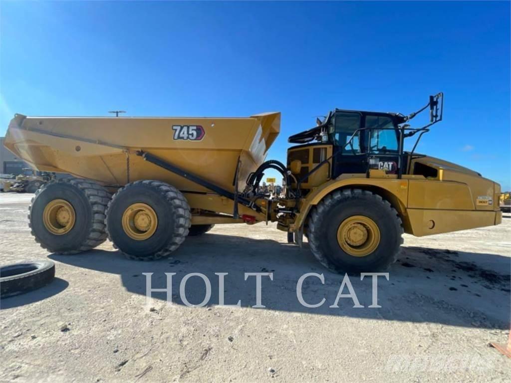 CAT 745 Belden kirma kaya kamyonu