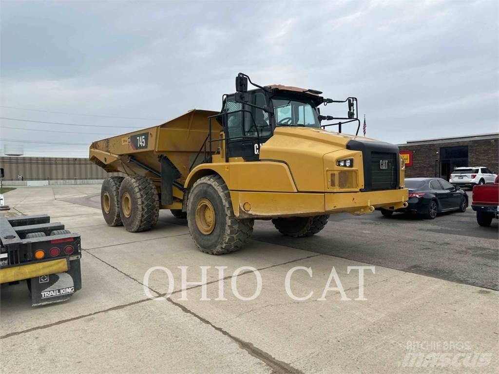 CAT 745-04 Belden kirma kaya kamyonu