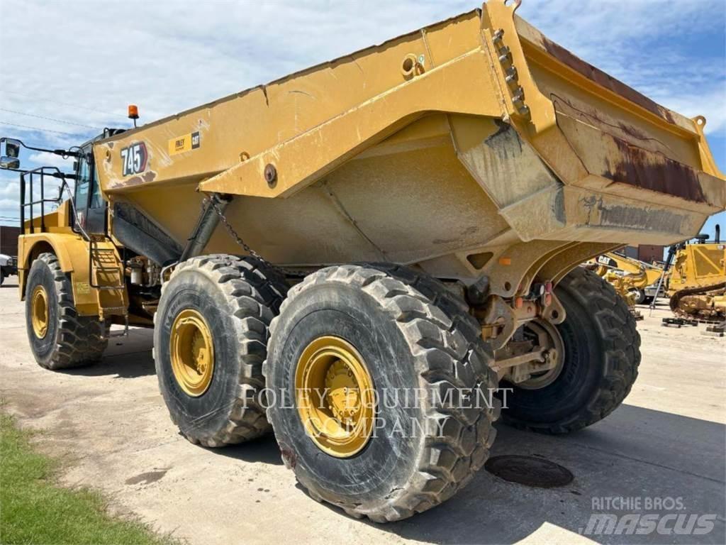 CAT 745-04 Belden kirma kaya kamyonu
