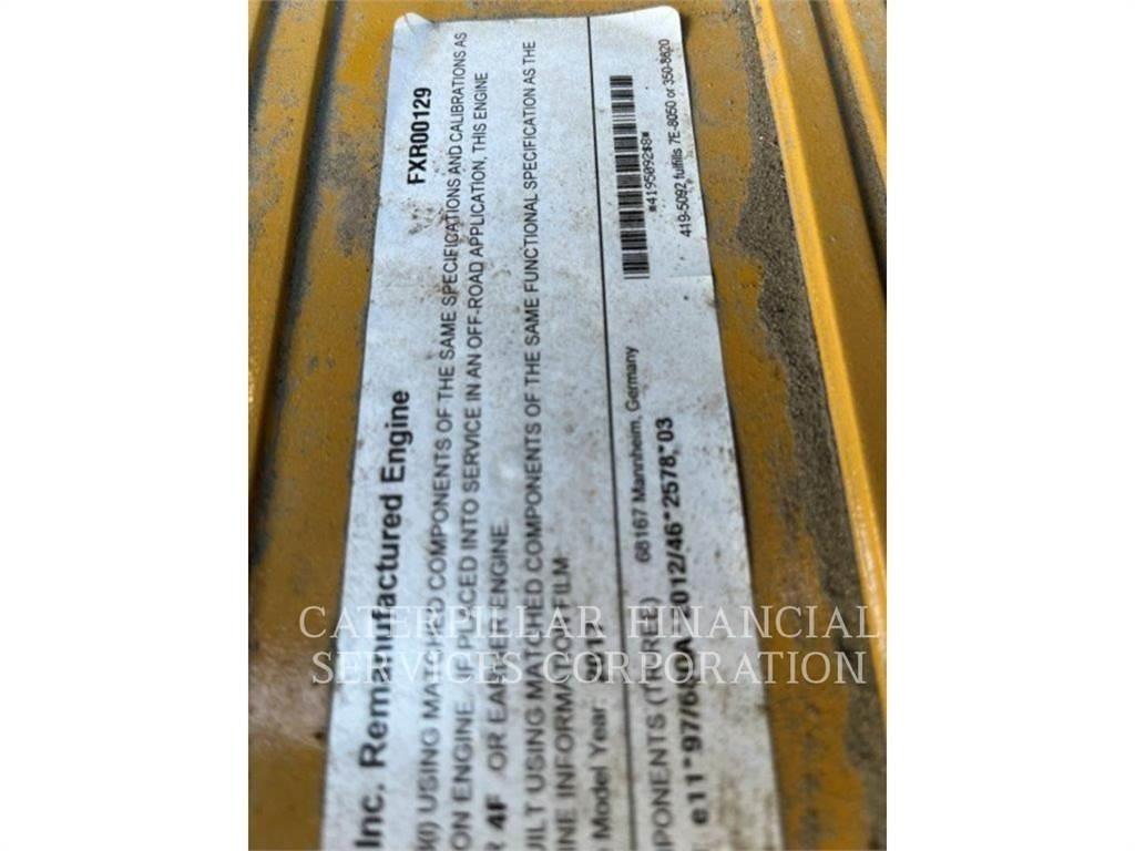 CAT 745-04A Belden kirma kaya kamyonu