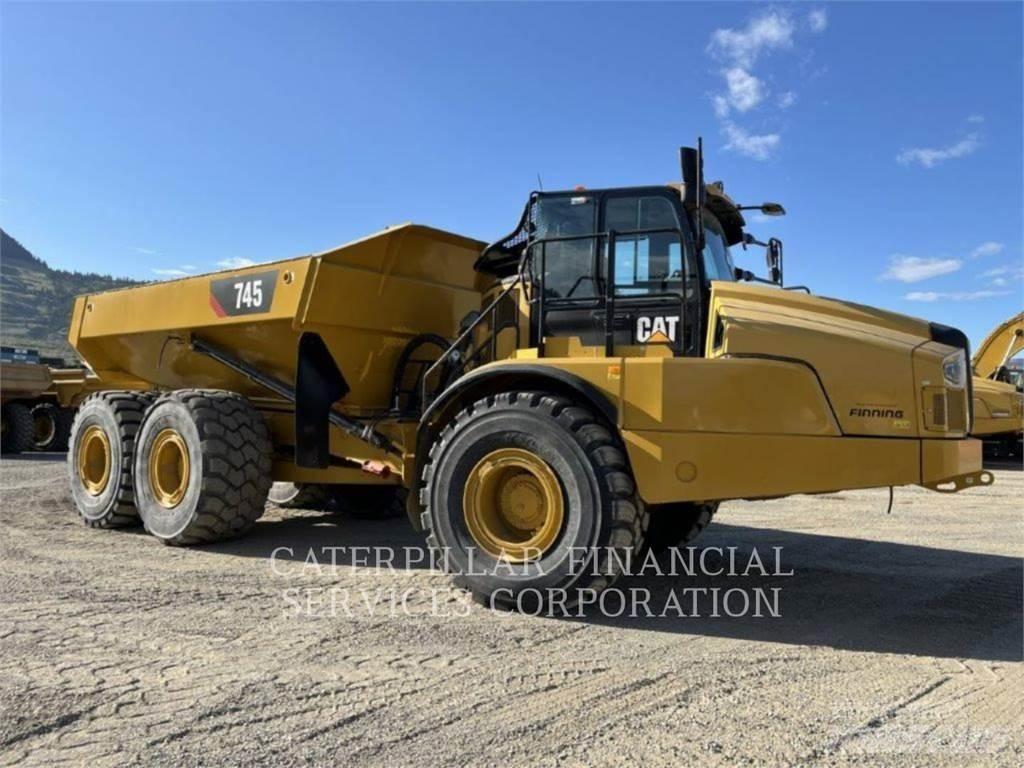 CAT 745-04A Belden kirma kaya kamyonu
