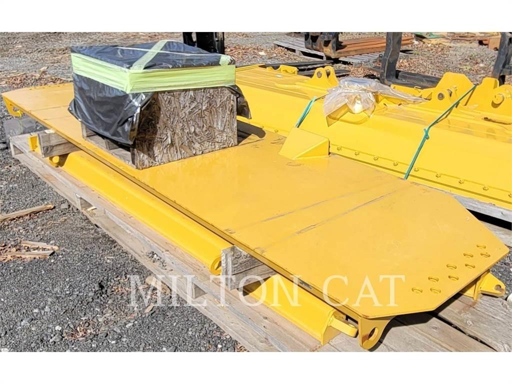 CAT 745 TAILGATE Saseler