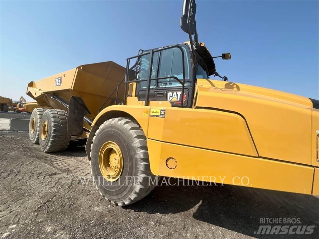 CAT 745 TG Belden kirma kaya kamyonu