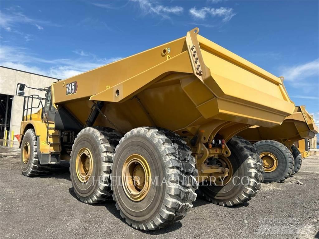 CAT 745 TG Belden kirma kaya kamyonu