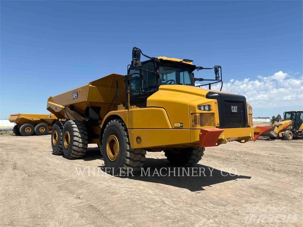 CAT 745 TG Belden kirma kaya kamyonu