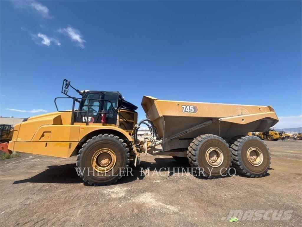 CAT 745 TG Belden kirma kaya kamyonu