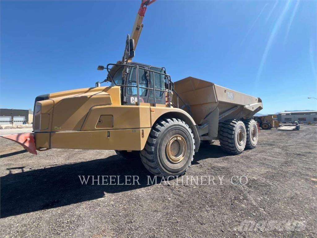 CAT 745 TG Belden kirma kaya kamyonu