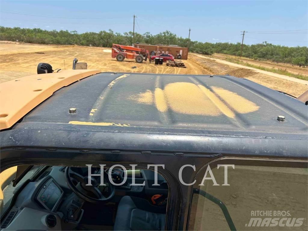 CAT 74504 Belden kirma kaya kamyonu