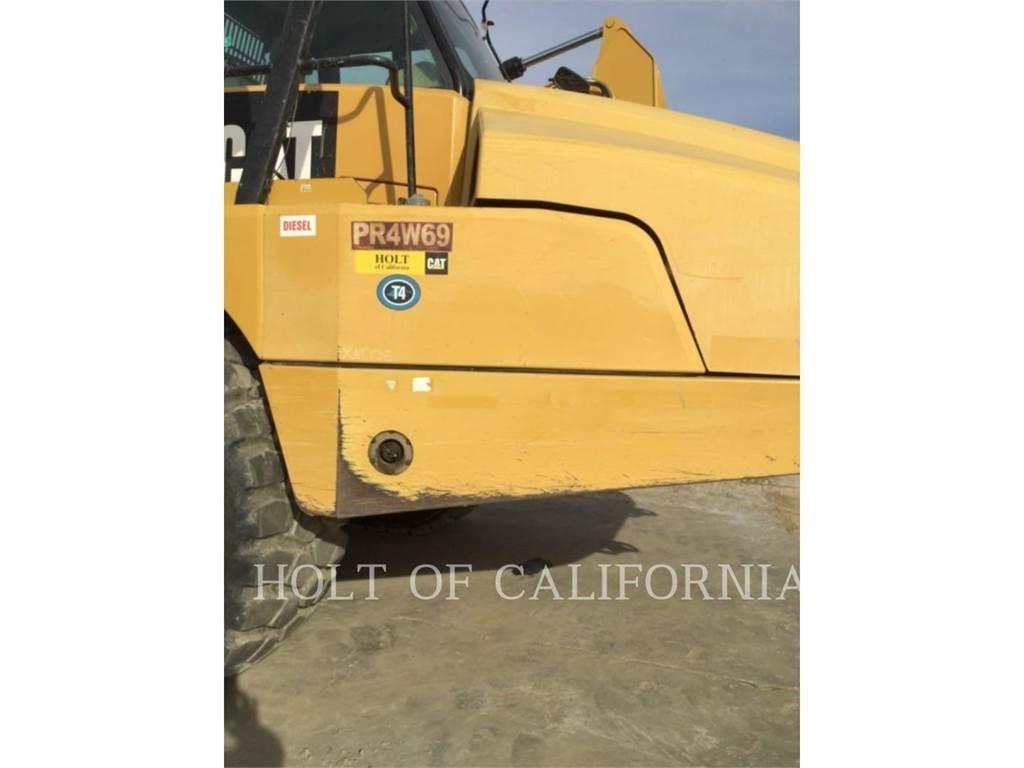 CAT 745C Belden kirma kaya kamyonu