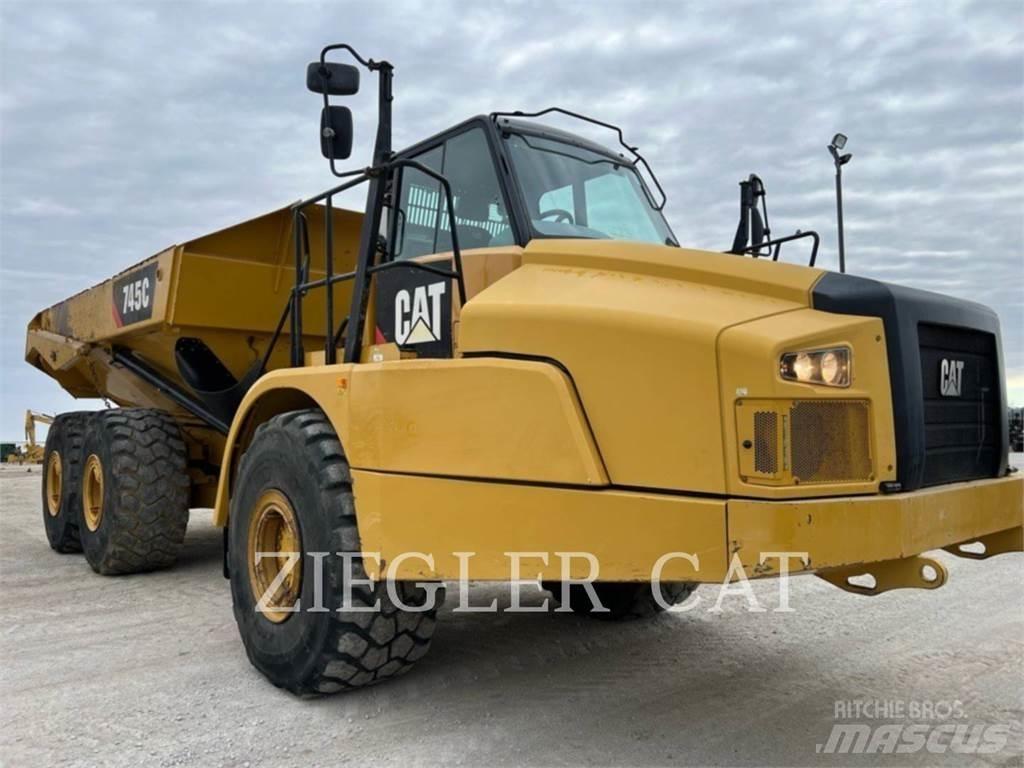 CAT 745C Belden kirma kaya kamyonu