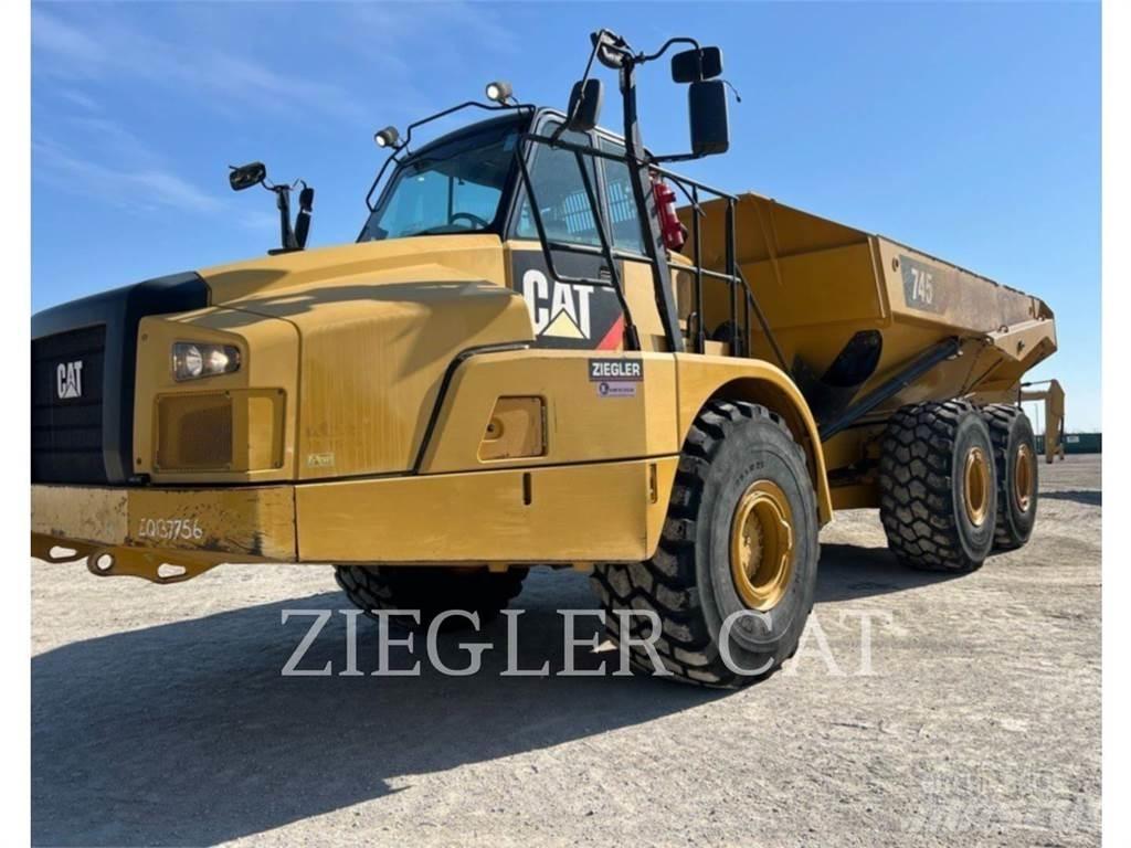 CAT 745C Belden kirma kaya kamyonu