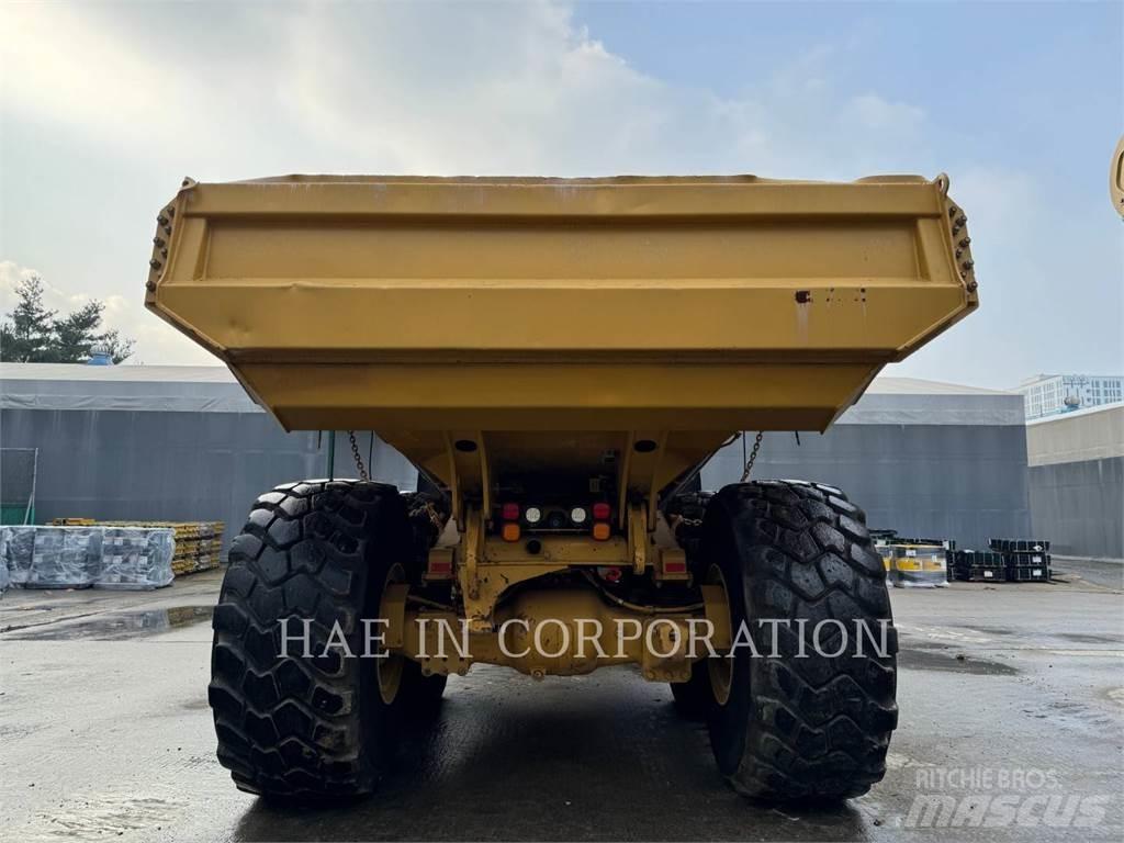 CAT 745C Belden kirma kaya kamyonu