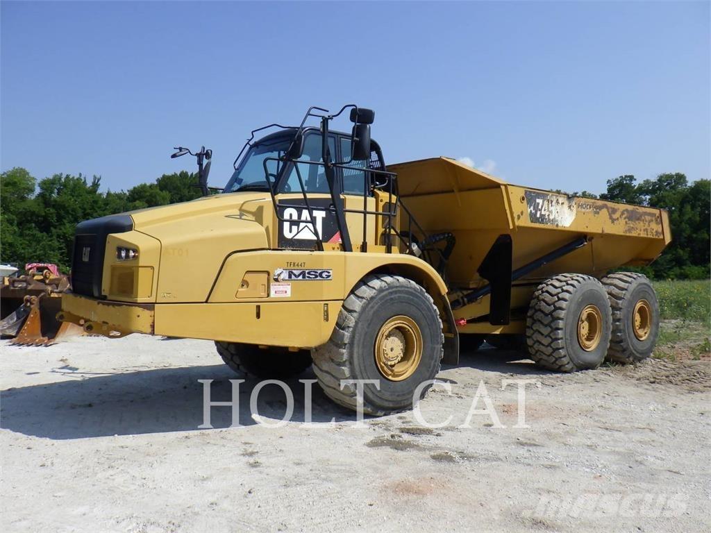 CAT 745C Belden kirma kaya kamyonu