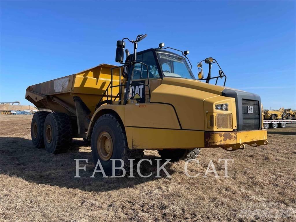 CAT 745C Belden kirma kaya kamyonu