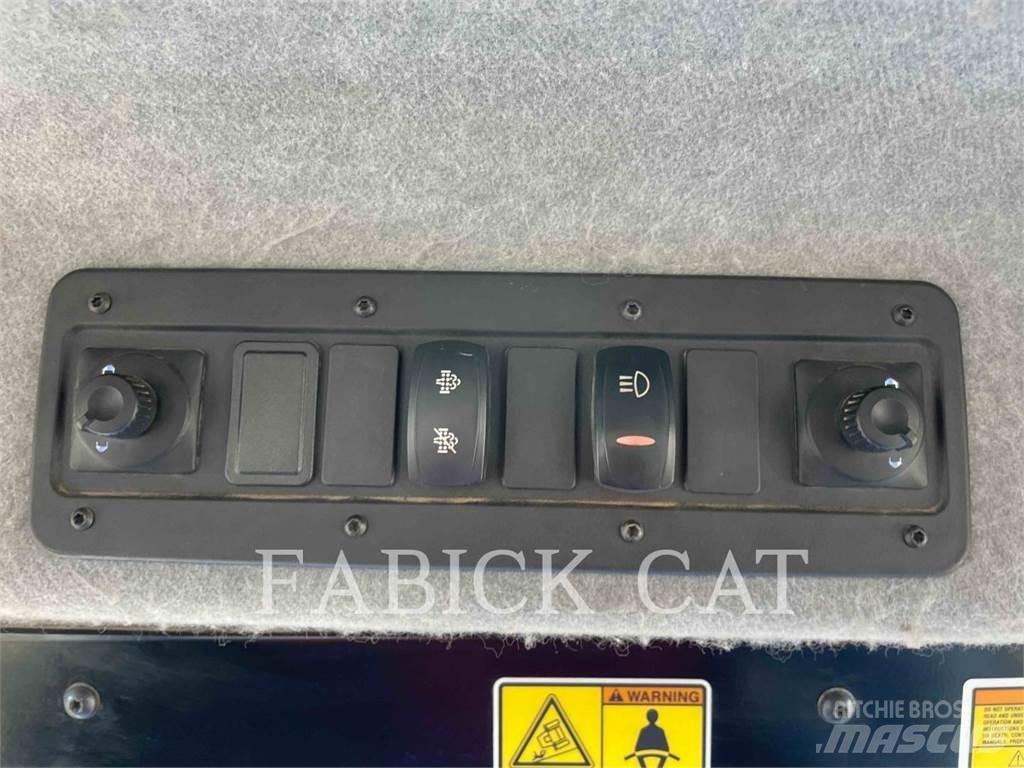 CAT 745C Belden kirma kaya kamyonu
