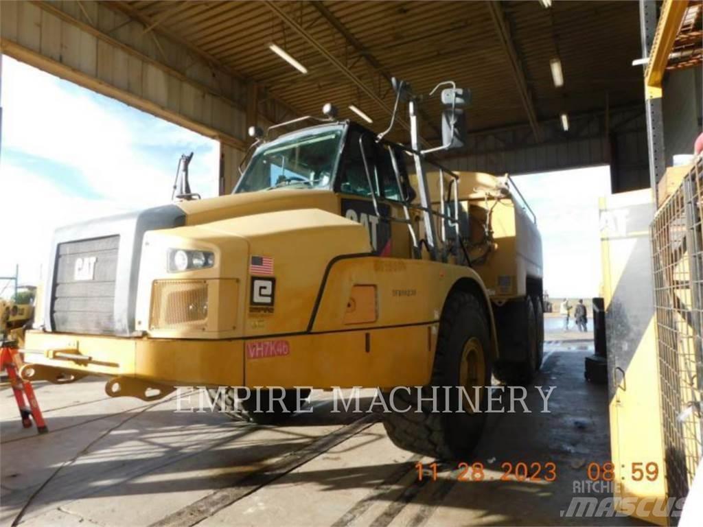 CAT 745C WT Su tankerleri