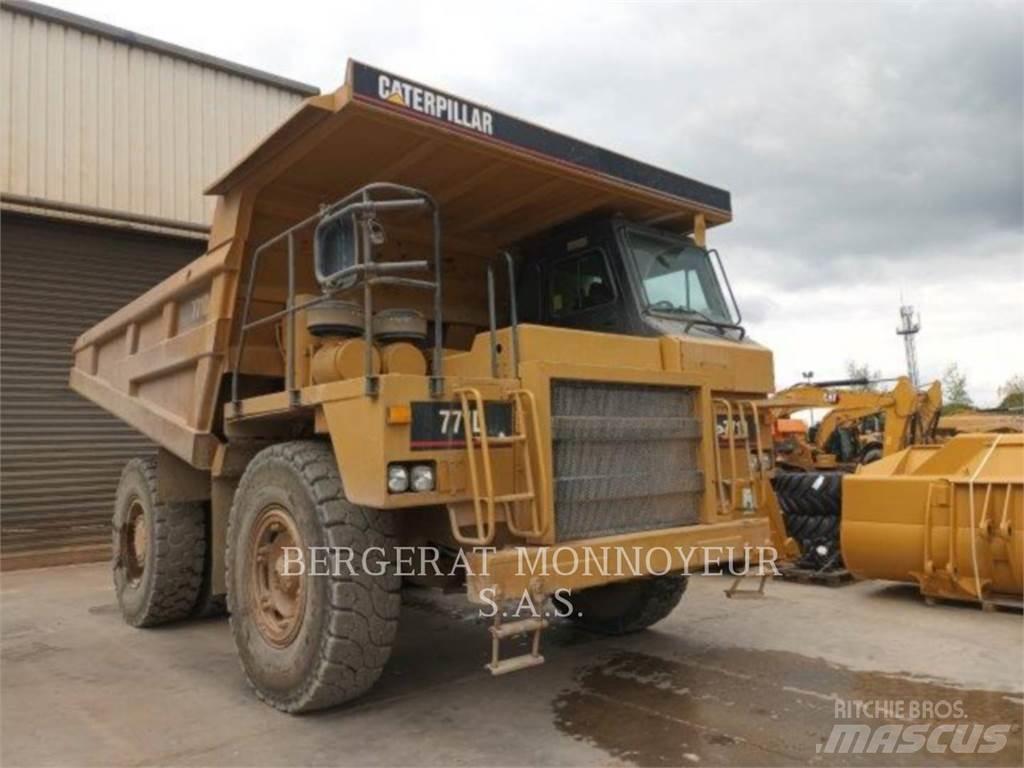 CAT 771D Belden kirma kaya kamyonu
