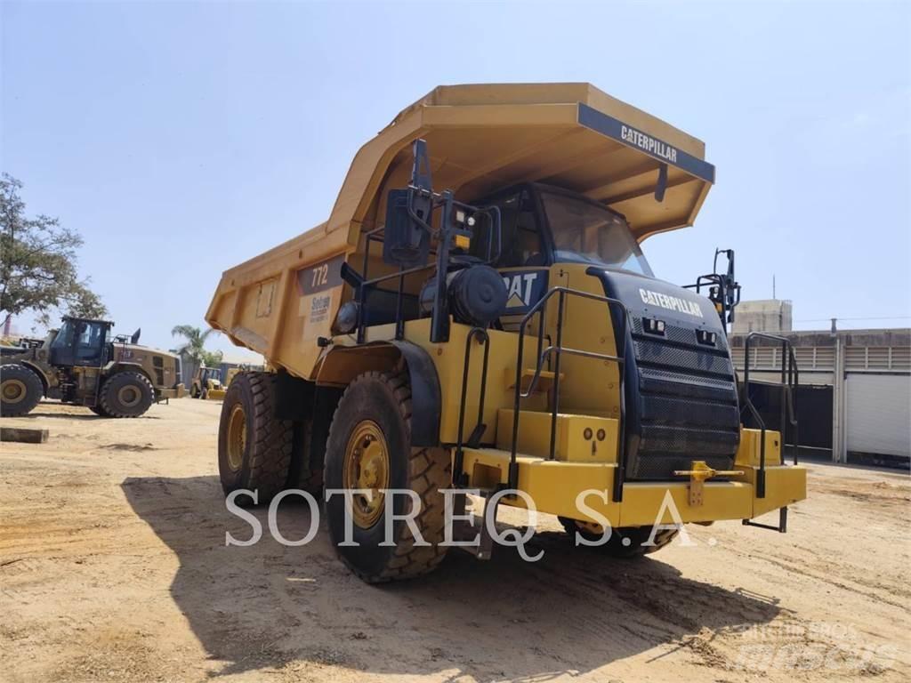 CAT 772 Belden kirma kaya kamyonu