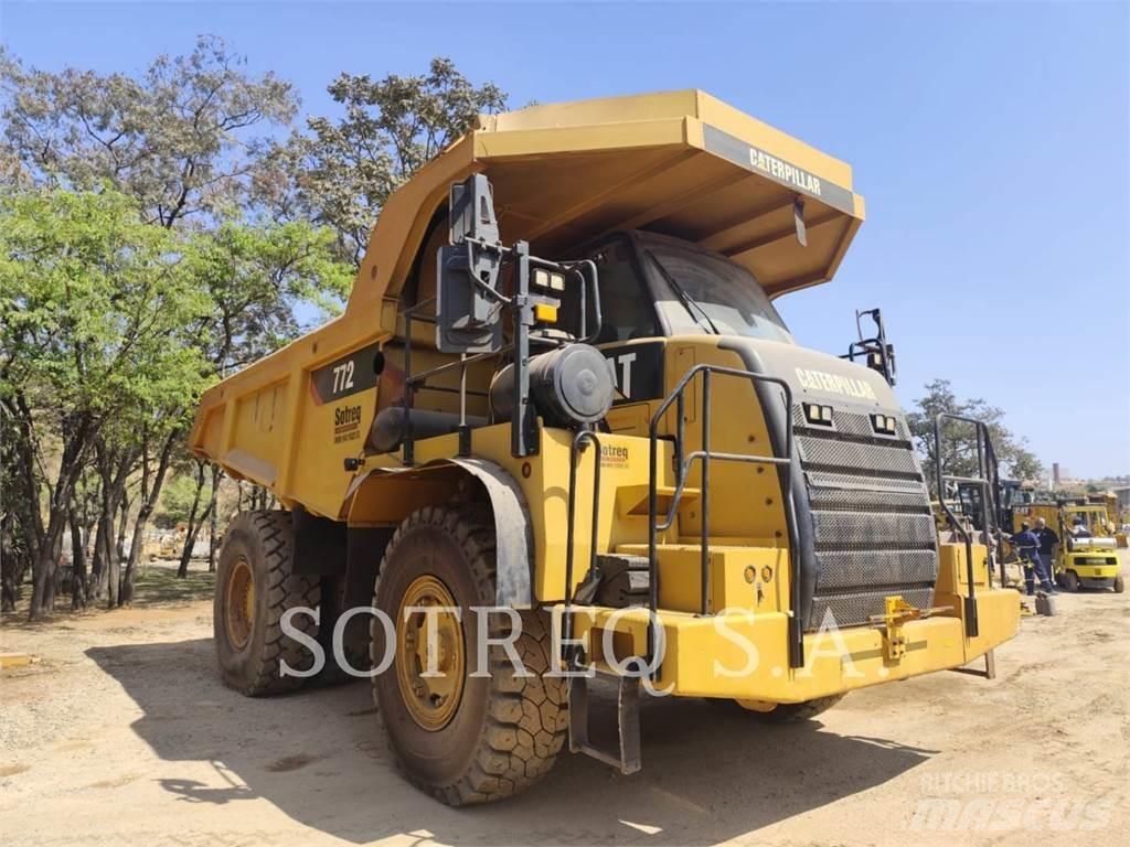 CAT 772 Belden kirma kaya kamyonu