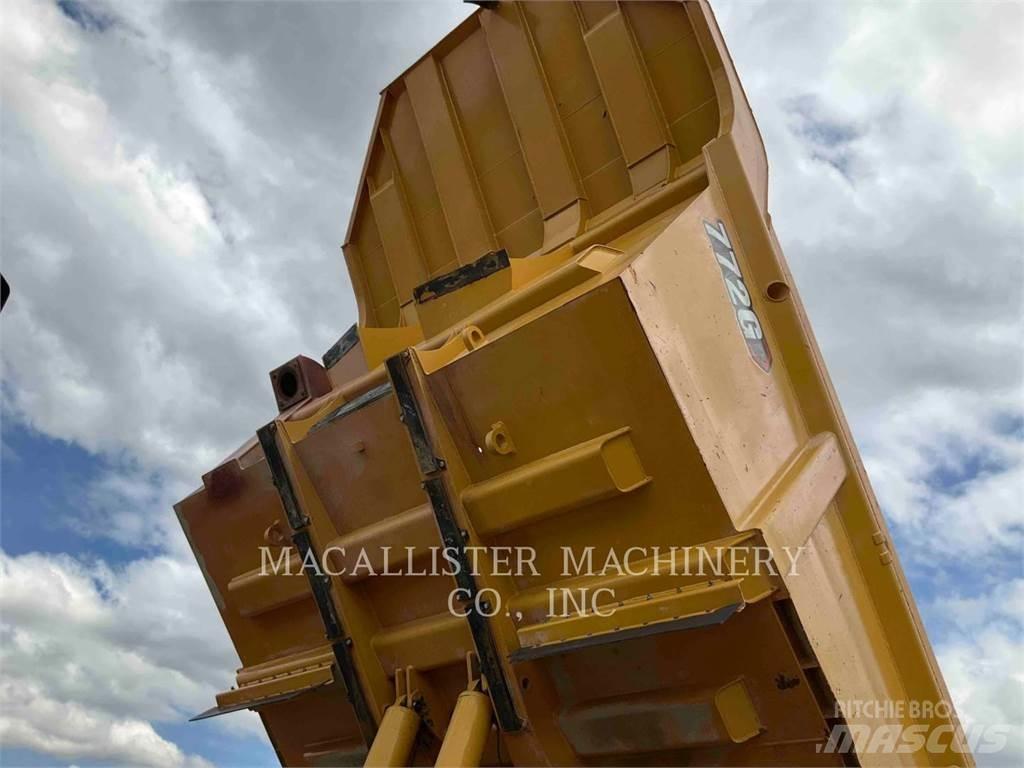 CAT 772G Belden kirma kaya kamyonu