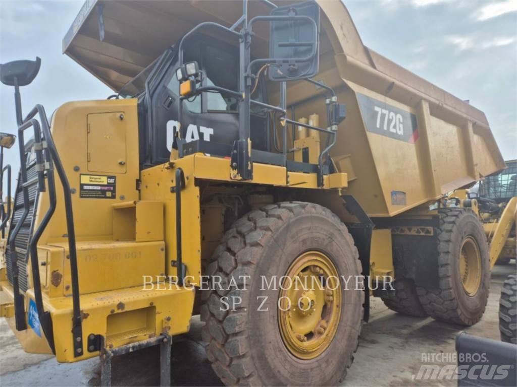 CAT 772G Belden kirma kaya kamyonu