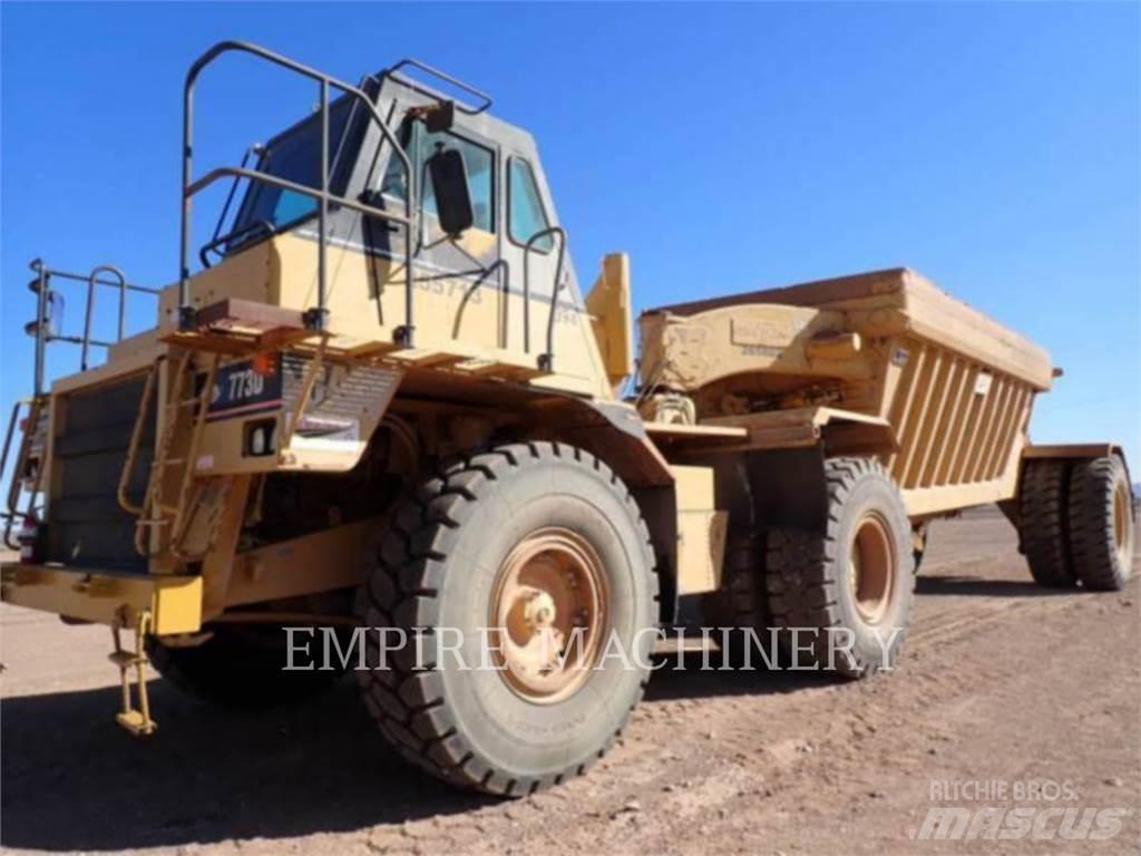 CAT 773D Belden kirma kaya kamyonu