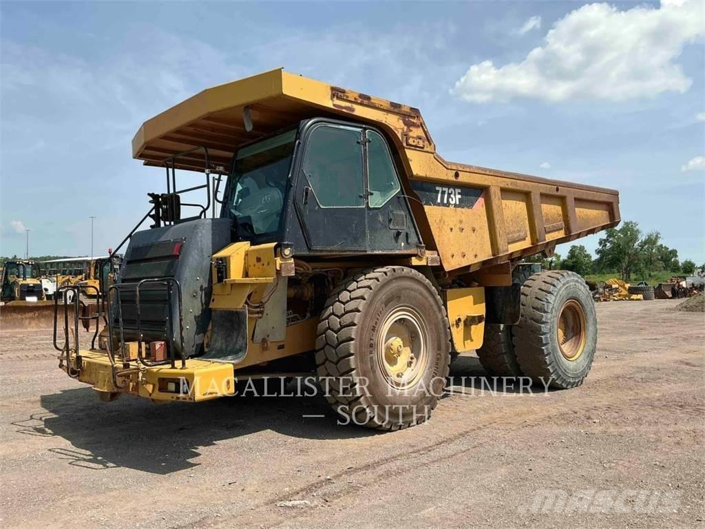 CAT 773F Belden kirma kaya kamyonu
