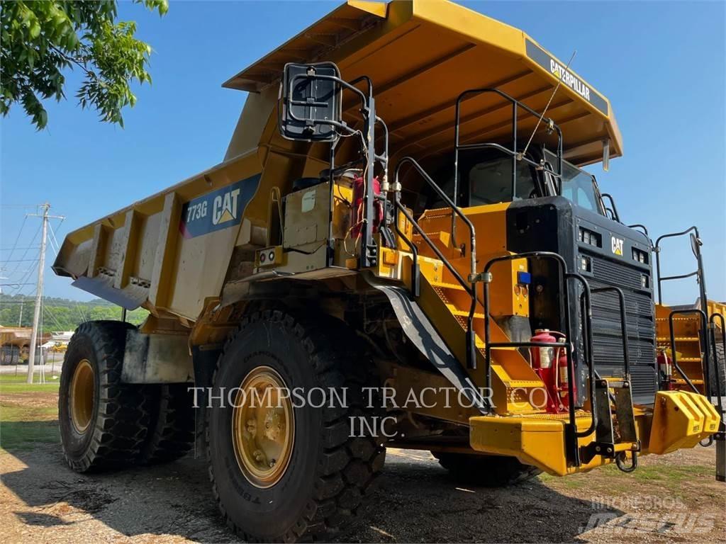 CAT 773G Belden kirma kaya kamyonu