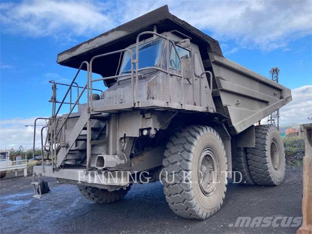 CAT 775D Belden kirma kaya kamyonu