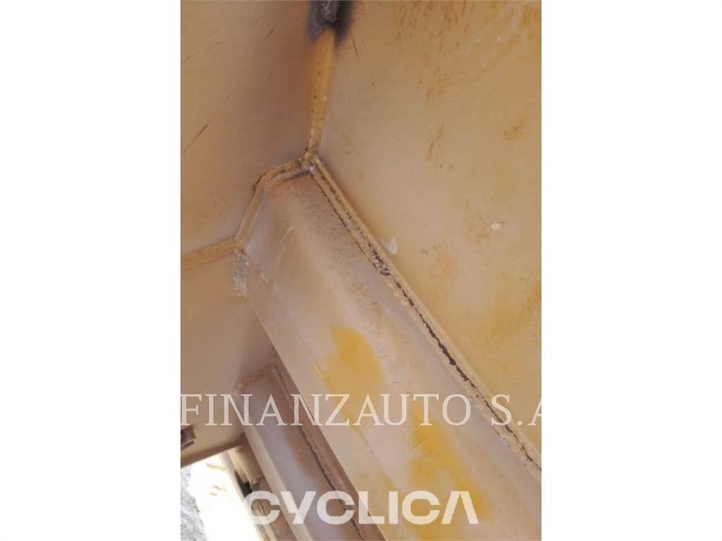 CAT 775E Belden kirma kaya kamyonu