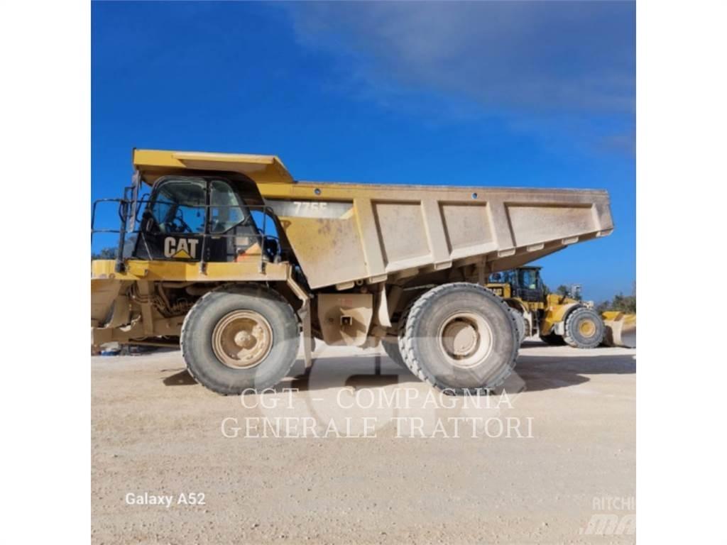 CAT 775F Belden kirma kaya kamyonu