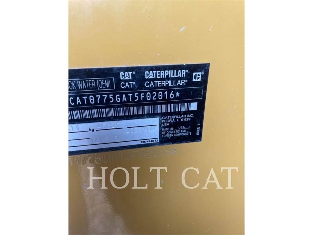 CAT 775G Belden kirma kaya kamyonu