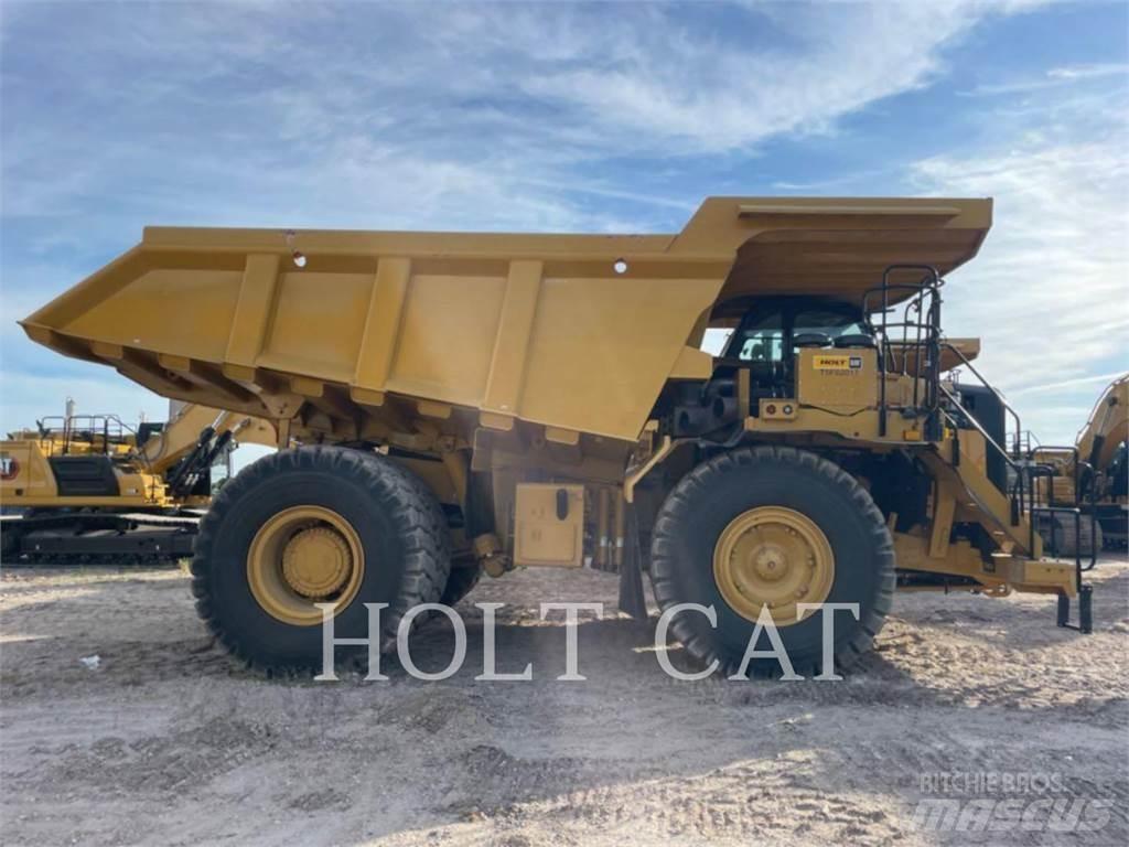 CAT 775G Belden kirma kaya kamyonu