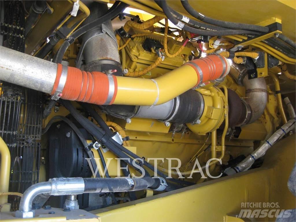 CAT 775GLRC Belden kirma kaya kamyonu