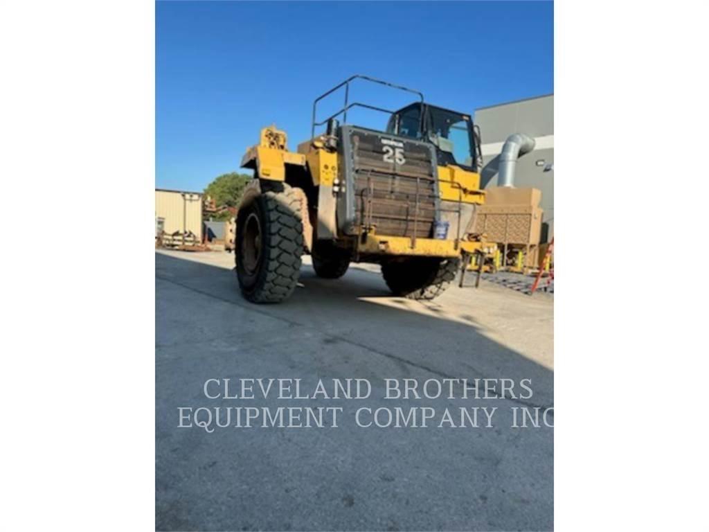 CAT 777F Belden kirma kaya kamyonu