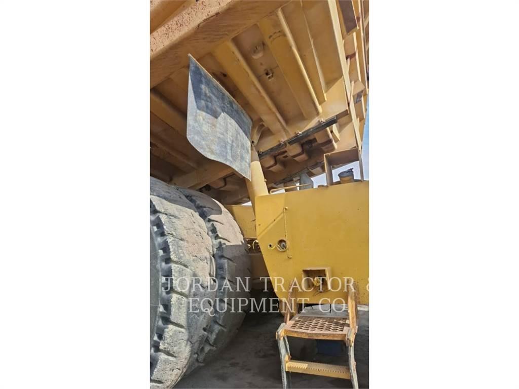 CAT 777F Belden kirma kaya kamyonu