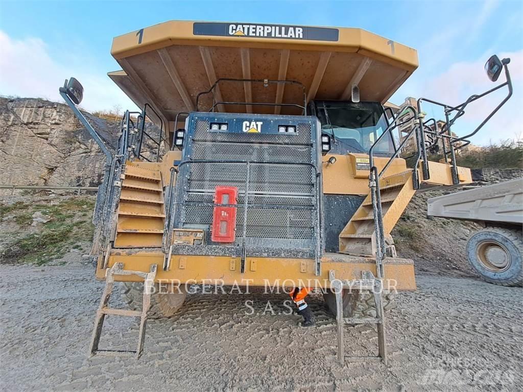CAT 777G Belden kirma kaya kamyonu