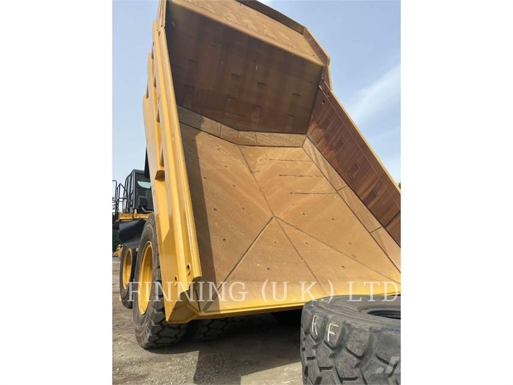 CAT 777G Belden kirma kaya kamyonu